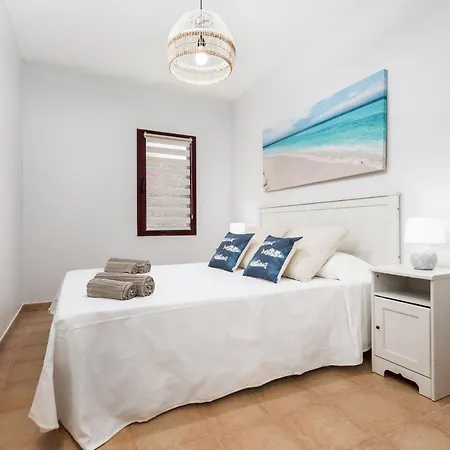 Vila Home2book Stunning Aloha Beach, Private Pool